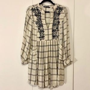 Zara Embroidered Summer Dress with Pockets